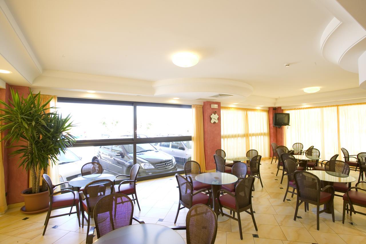 Hotel Semprini Bellaria-Igea Marina Exterior foto